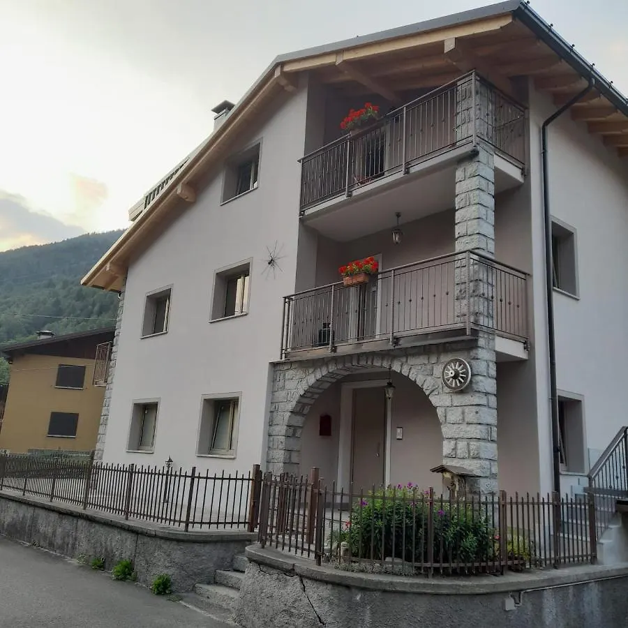 Appartamento Gardenrose Vione 0*,  Italy