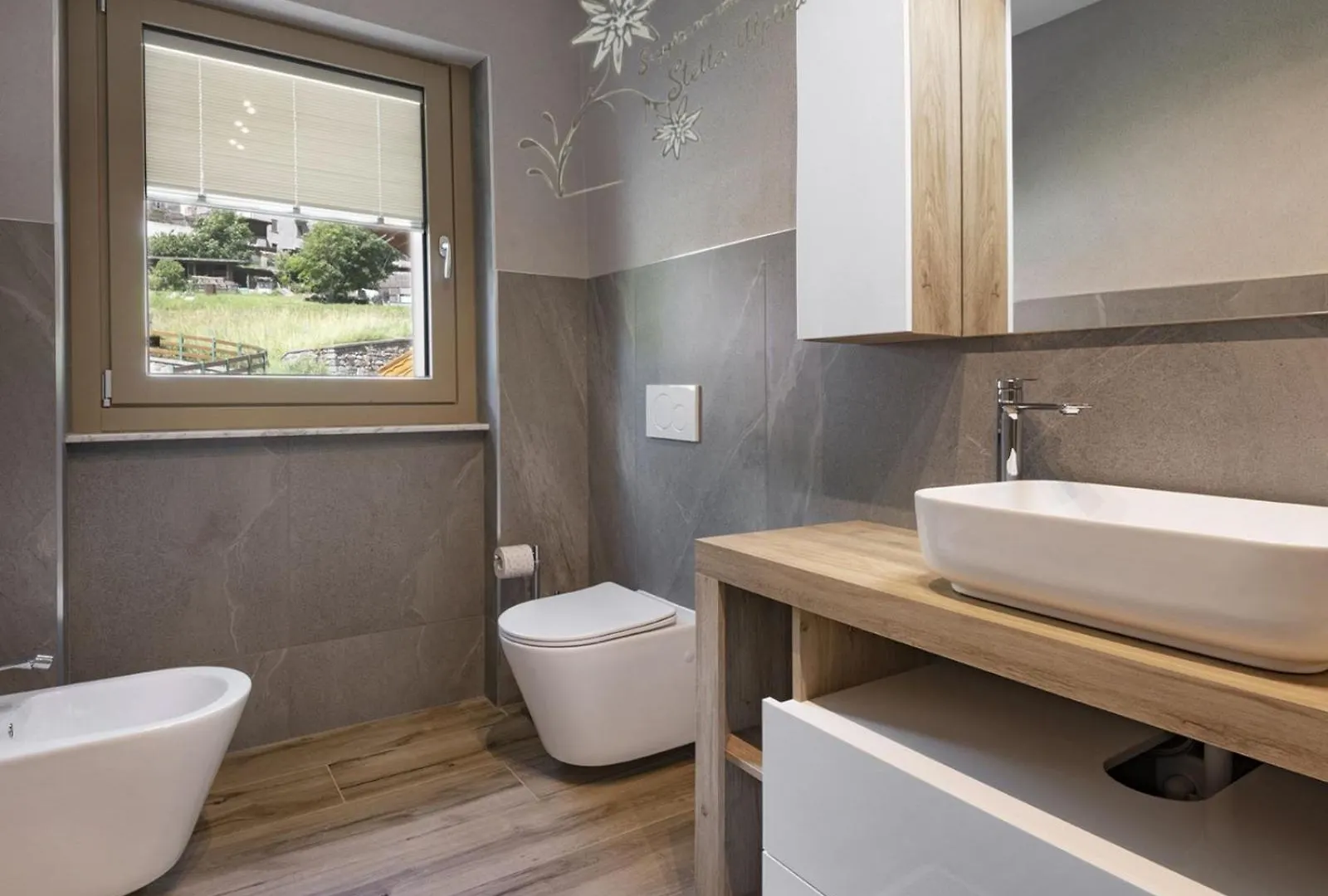 Apartment Appartamento Gardenrose Vione