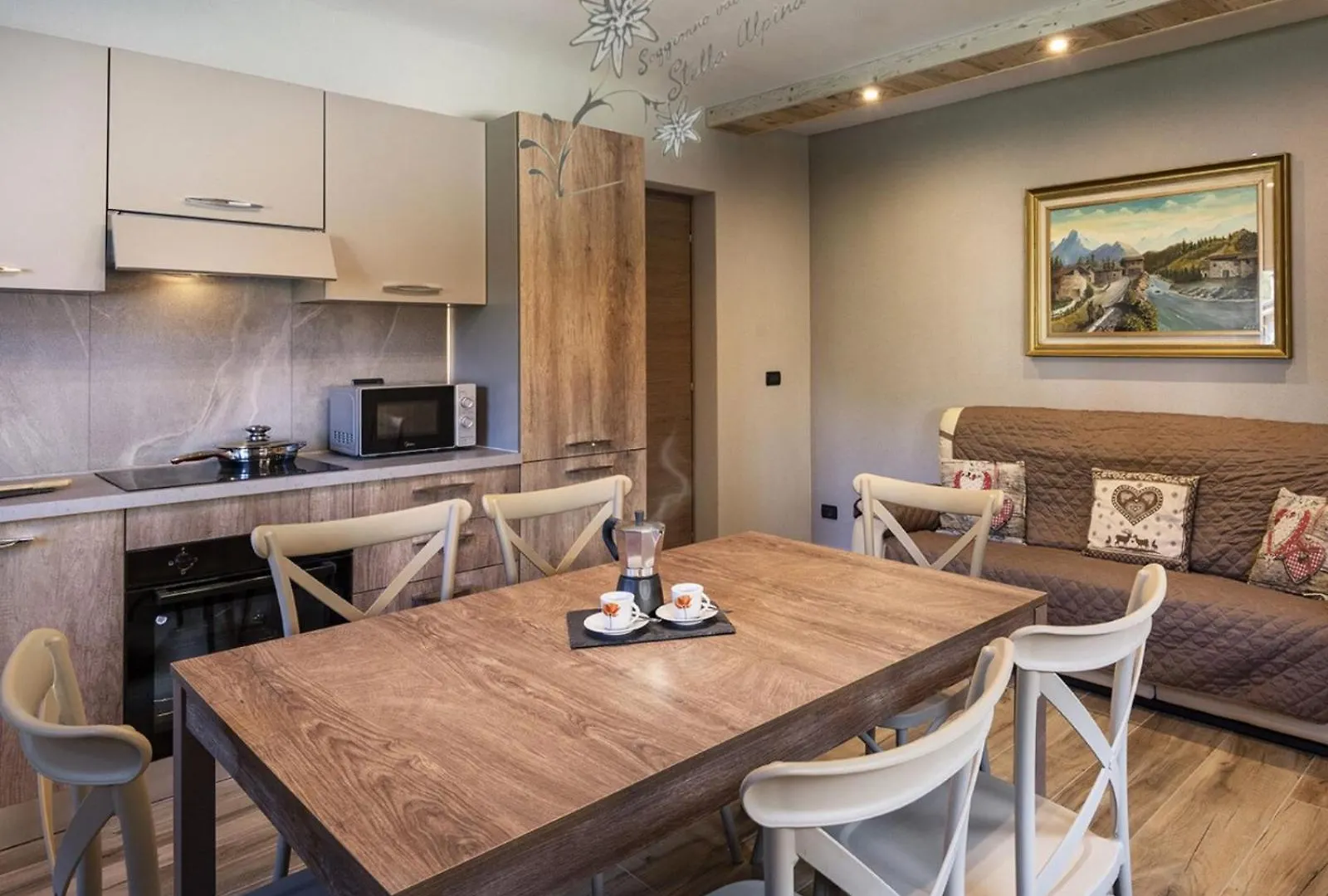 Appartamento Gardenrose Vione Apartment